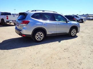 Certified 2022 Subaru Forester Premium video 4