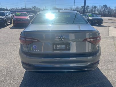 Used 2024 Volkswagen Jetta SE