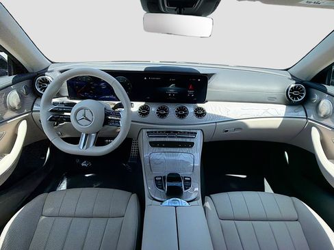Used 2023 Mercedes-Benz E 450 4MATIC Cabriolet image 17