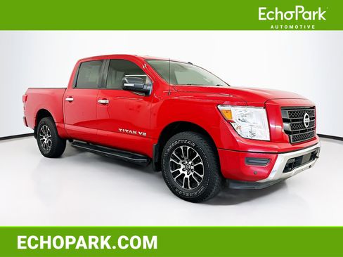Used 2020 Nissan Titan SV w/ SV Convenience Package image 1