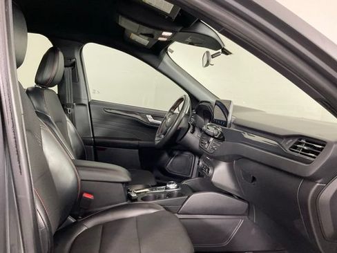 Used 2023 Ford Escape ST-Line AWD/4WD image 17