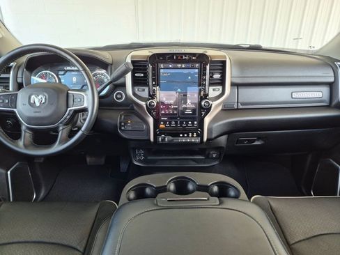 Used 2024 RAM 2500 Laramie AWD/4WD image 18