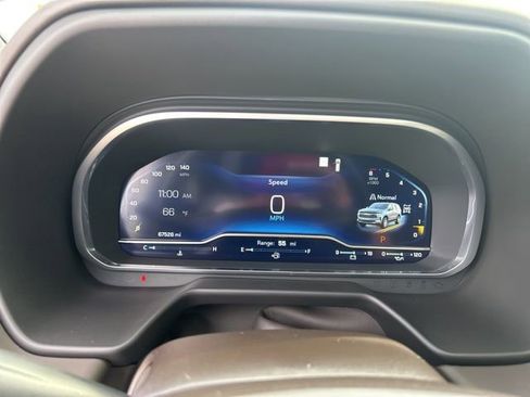 Used 2023 Chevrolet Tahoe Z71 w/ Z71 Off-Road Package image 21