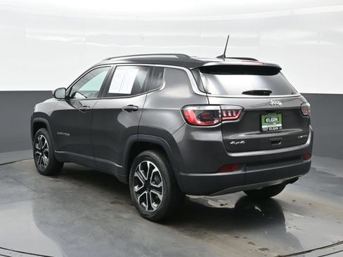 Used 2022 Jeep Compass Limited AWD/4WD image 5