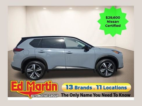 Certified 2025 Nissan Rogue SL image 1