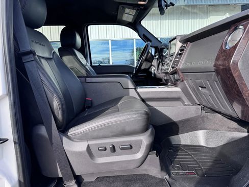 Used 2016 Ford F250 Platinum image 28