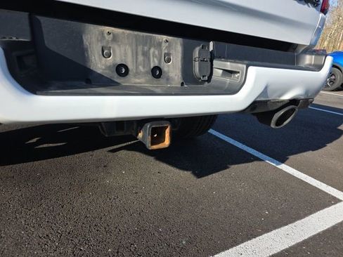 Used 2021 RAM 1500 Big Horn image 12