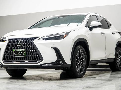 Used 2024 Lexus NX 300h AWD w/ Vision Package image 8