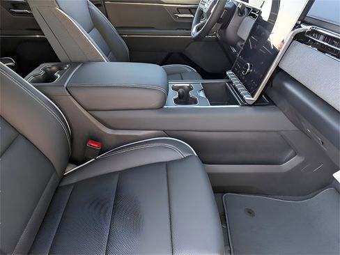 New 2026 GMC Sierra EV Elevation image 26