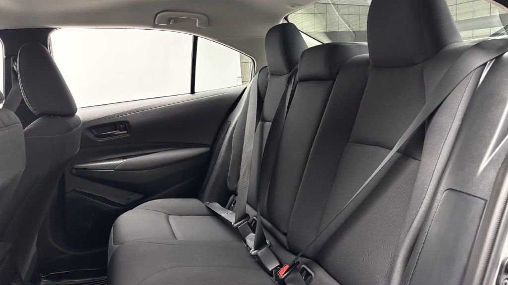Used 2024 Toyota Corolla LE FWD image 28