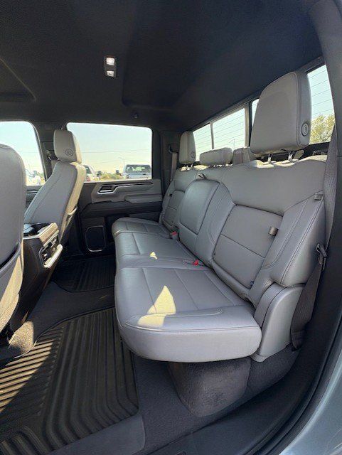 Used 2024 Chevrolet Silverado 2500 LTZ w/ LTZ Convenience Package AWD/4WD image 12
