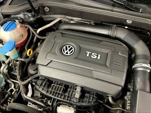 Used 2017 Volkswagen Passat 1.8T SE w/ SE Lighting Package FWD image 31