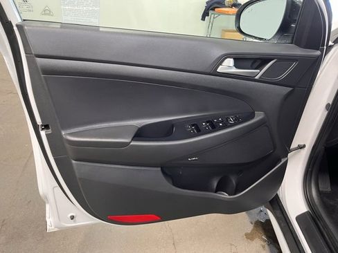 Used 2019 Hyundai Tucson Night image 25