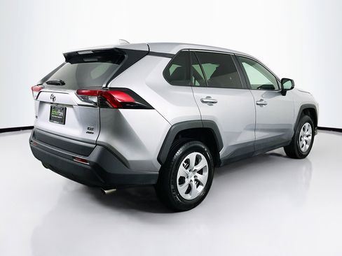 Used 2024 Toyota RAV4 LE image 9