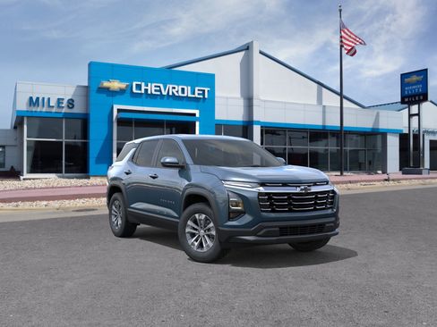 New 2026 Chevrolet Equinox LT FWD image 1