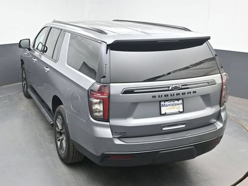 Used 2023 Chevrolet Suburban Z71 w/ Luxury Package AWD/4WD image 42