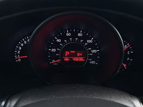 Used 2016 Kia Soul + image 23