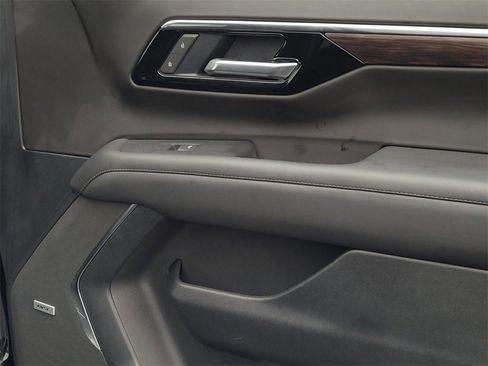 Certified 2025 Chevrolet Tahoe Z71 w/ Z71 Off-Road Package image 14