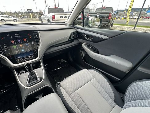 Used 2023 Subaru Outback Premium AWD/4WD image 17