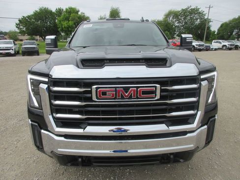 New 2026 GMC Sierra 2500 SLT AWD/4WD image 12