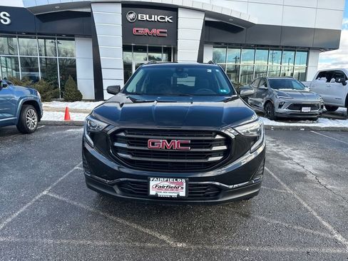 Used 2021 GMC Terrain SLE w/ Driver Convenience Package image 8