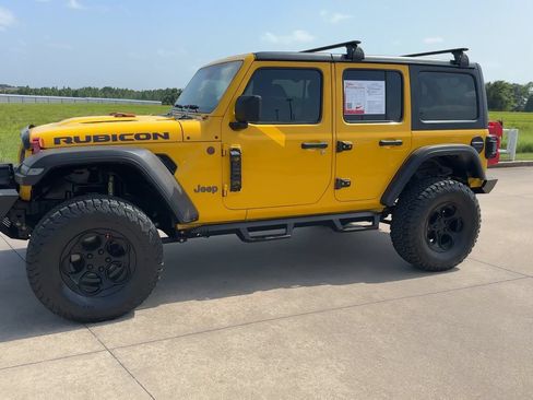 Used 2020 Jeep Wrangler Unlimited Rubicon w/ Dual Top Group AWD/4WD image 4