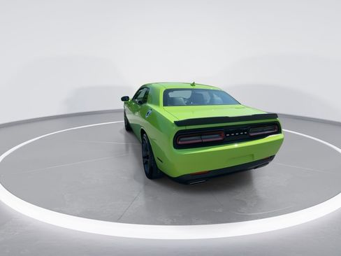 Used 2023 Dodge Challenger R/T w/ Plus Package image 7