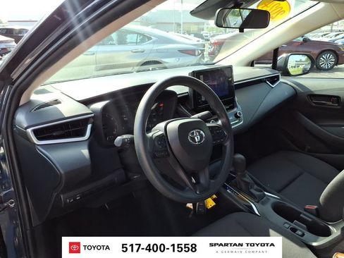 Used 2024 Toyota Corolla LE FWD image 14