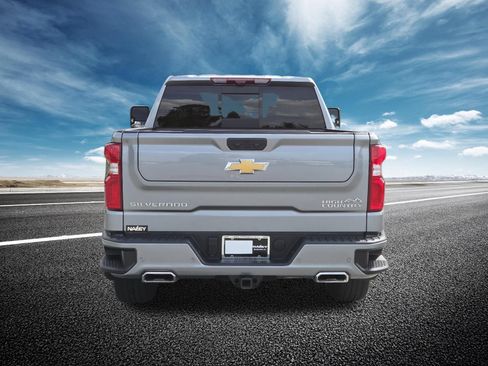 Used 2025 Chevrolet Silverado 1500 High Country w/ Technology Package AWD/4WD image 25
