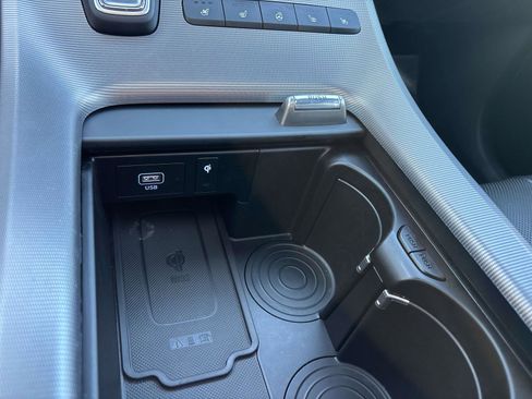 Used 2024 Hyundai Palisade Calligraphy image 33