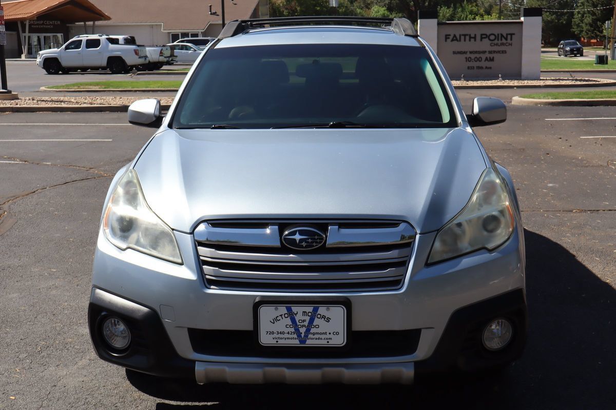 Used 2014 Subaru Outback 2.5i Limited w/ Moonroof Package AWD/4WD image 12