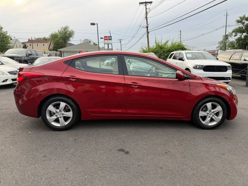Used 2012 Hyundai Elantra GLS w/ Preferred Pkg 3 FWD image 10