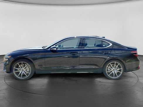 Used 2025 Genesis G70 2.5T AWD/4WD image 7