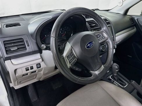Used 2015 Subaru Forester 2.5i Touring w/ Eyesight & Navigation System AWD/4WD image 9