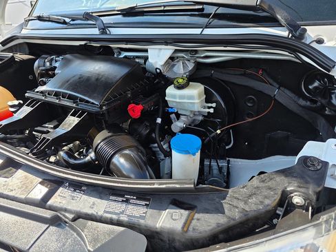 Used 2018 Mercedes-Benz Sprinter 2500 image 21