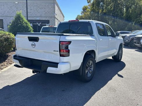 New 2026 Nissan Frontier SV w/ Tow Package AWD/4WD image 7