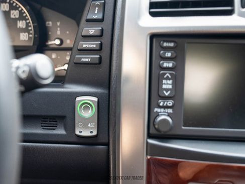 Used 2006 Cadillac XLR RWD image 73