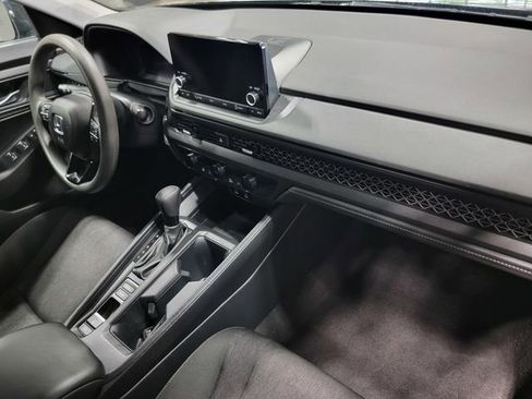 Certified 2023 Honda Accord EX image 16