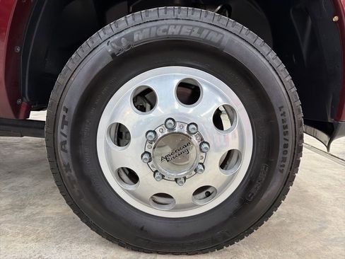 Used 2018 RAM 3500 Laramie Longhorn image 11