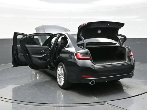 Used 2024 BMW 330e xDrive image 40