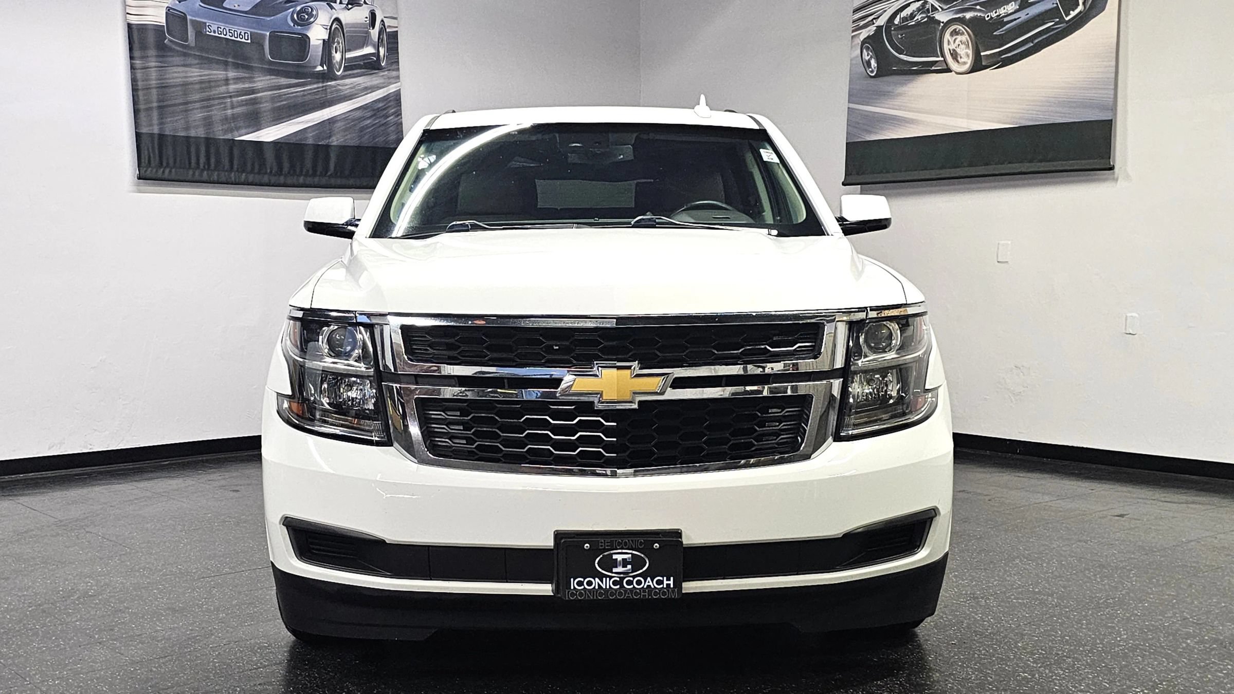Used 2018 Chevrolet Suburban LT AWD/4WD image 3