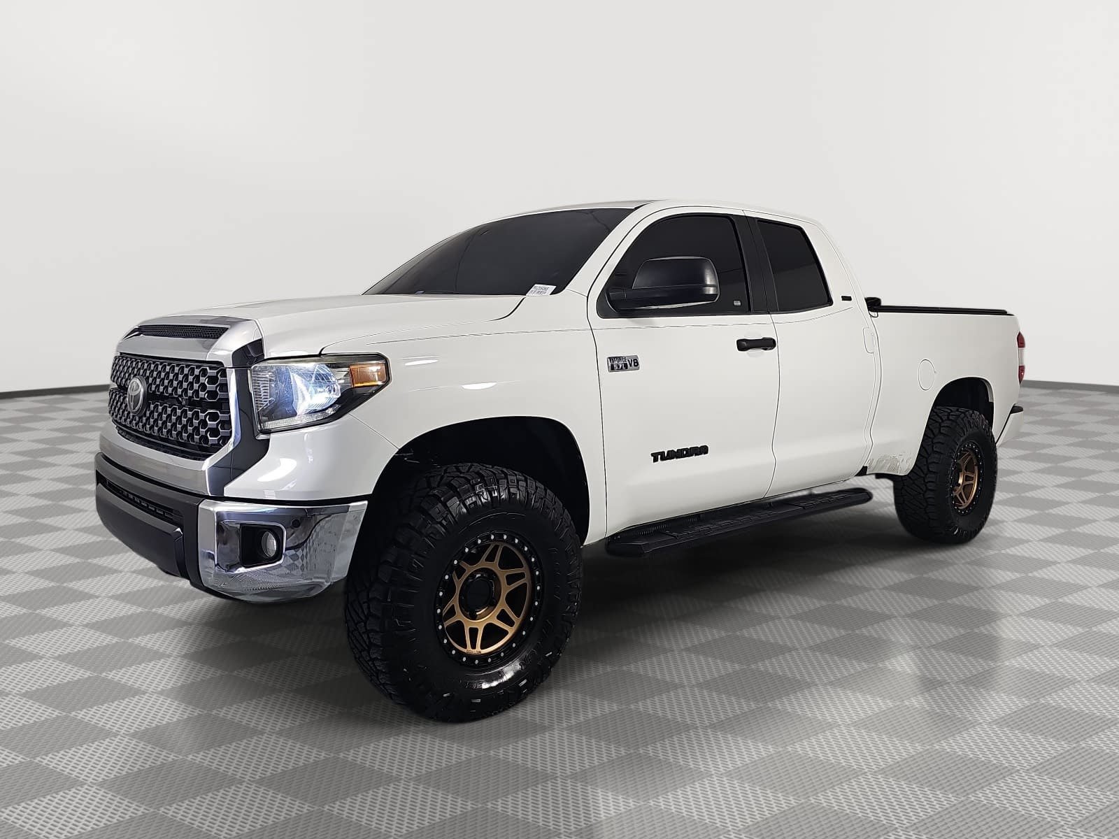 Used 2021 Toyota Tundra SR5 RWD image 4