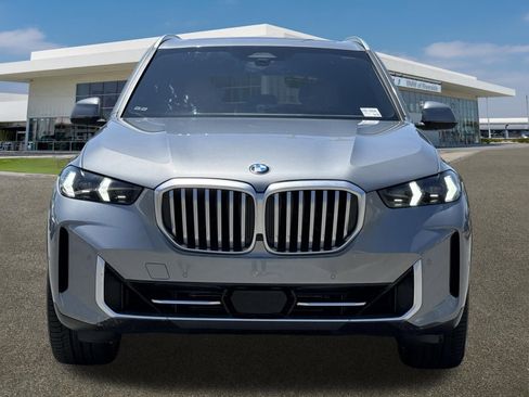 Certified 2024 BMW X5 xDrive40i AWD/4WD image 3