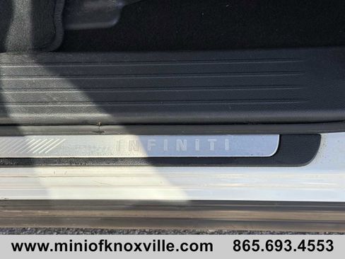 Used 2024 INFINITI QX60 Pure image 12