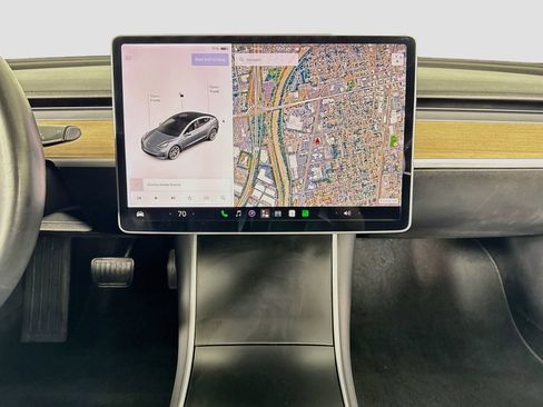 Used 2018 Tesla Model 3 Long Range AWD/4WD image 14
