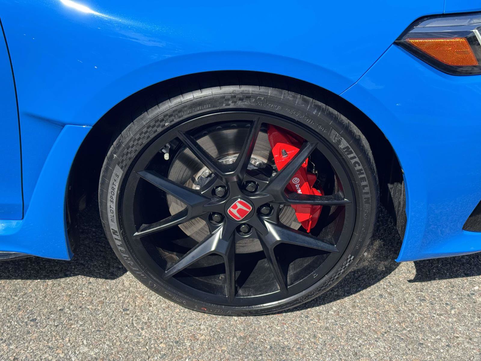 Used 2023 Honda Civic Type R image 9