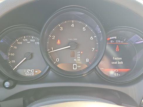 Used 2025 Porsche Macan Turbo image 29