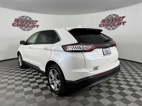 Used 2017 Ford Edge Titanium w/ Technology Package FWD image 5