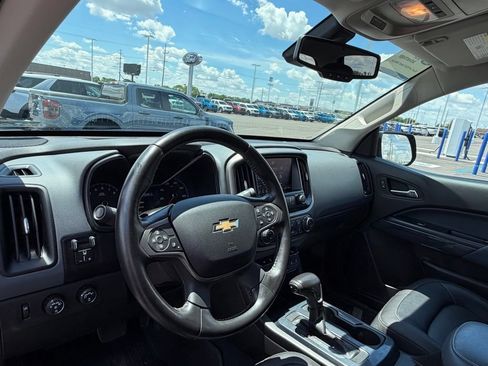 Used 2019 Chevrolet Colorado Z71 AWD/4WD image 11