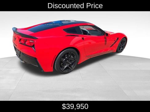 Used 2017 Chevrolet Corvette Stingray Coupe w/ 3LT Preferred Equipment Group image 3